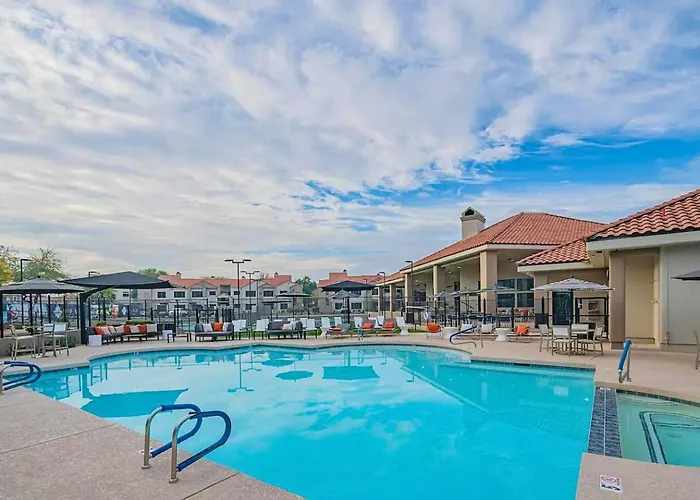 Golf Getaway Luxury Walk To Tpc Apartment *