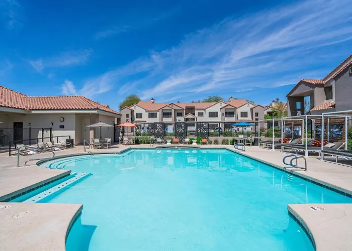 Golf Getaway Luxury Walk To Tpc Scottsdale