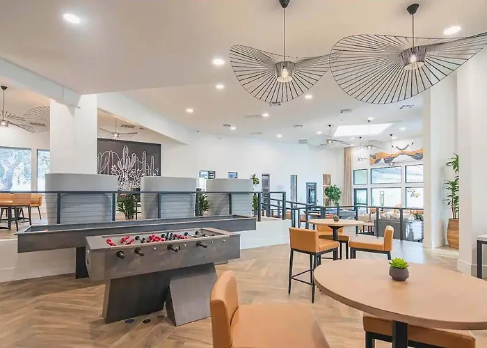 Golf Getaway Luxury Walk To Tpc Apartment