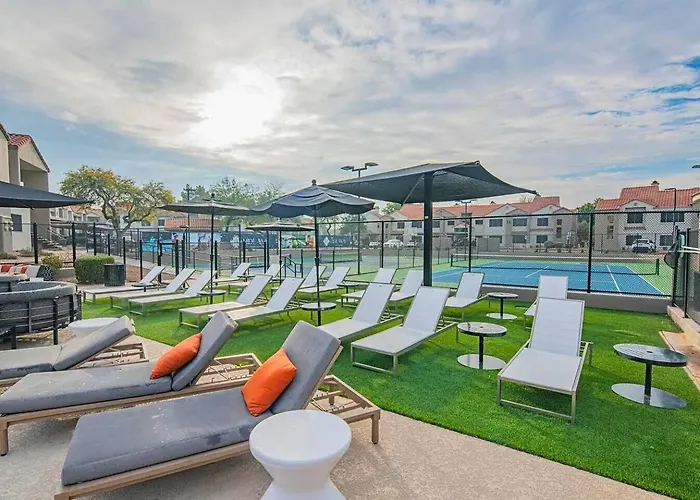 Golf Getaway Luxury Walk To Tpc Scottsdale