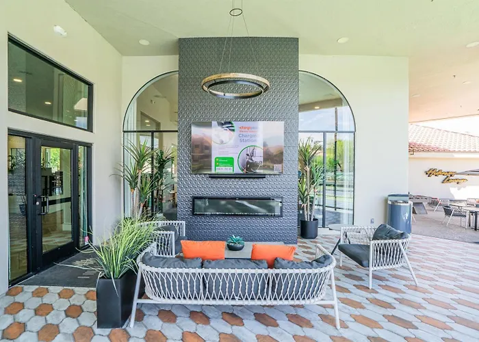 Golf Getaway Luxury Walk To Tpc Apartment *