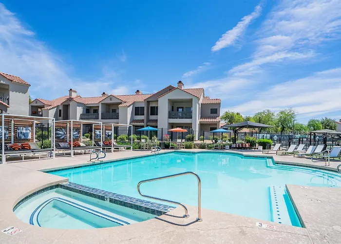 Golf Getaway Luxury Walk To Tpc Scottsdale